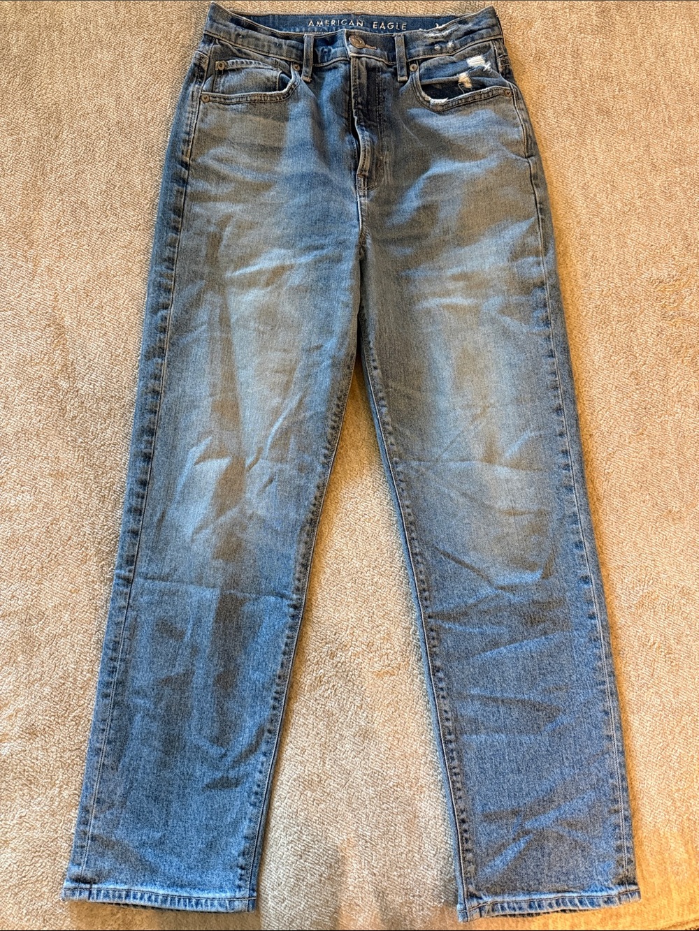 American Eagle Outfitters Women's Straight-Leg Light Blue Jeans
